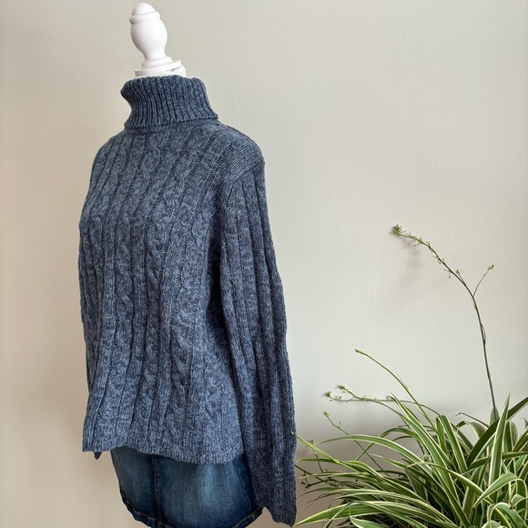 vintage blue chunky cableknit turtleneck sweater - Picture 2 of 8